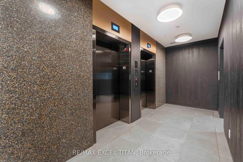Photo 26 at 611 - 5 Lakeview Avenue, Bellwoods, Toronto