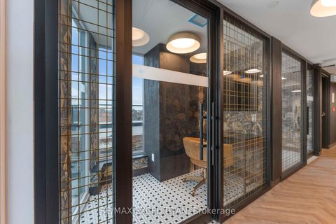 Photo 31 at 611 - 5 Lakeview Avenue, Bellwoods, Toronto