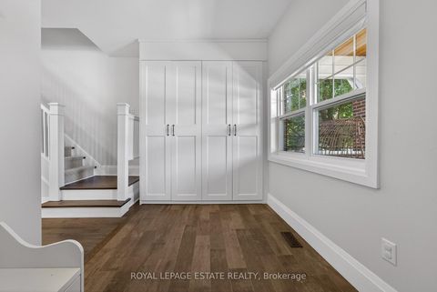 Photo 4 at 148 Scarboro Crescent, Cliffcrest, Toronto