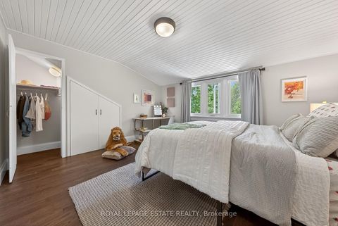 Photo 25 at 148 Scarboro Crescent, Cliffcrest, Toronto