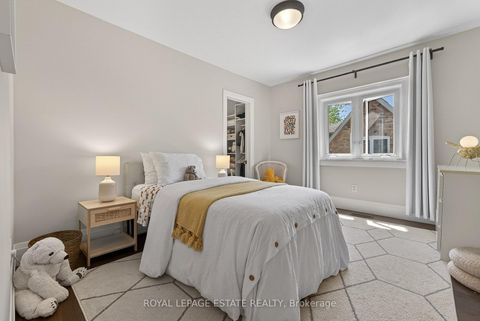 Photo 27 at 148 Scarboro Crescent, Cliffcrest, Toronto