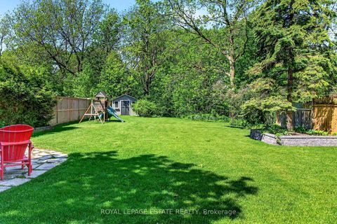 Photo 40 at 148 Scarboro Crescent, Cliffcrest, Toronto