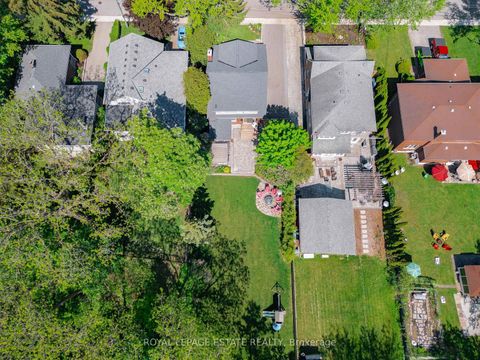 Photo 45 at 148 Scarboro Crescent, Cliffcrest, Toronto