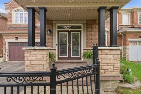 Photo 4 at 22 Cragg Crescent, Northwest Ajax, Ajax