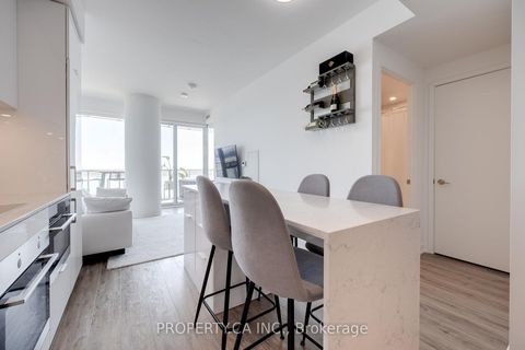 Photo 13 at 2203 - 15 Queens Quay E, Waterfront Communities C8, Toronto