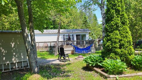 Photo 6 at 10 Chickadee Court, Pefferlaw, Georgina