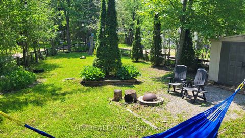 Photo 15 at 10 Chickadee Court, Pefferlaw, Georgina