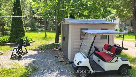 Photo 17 at 10 Chickadee Court, Pefferlaw, Georgina