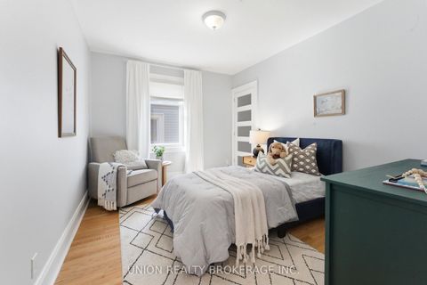 Photo 15 at 65 Harding Boulevard, Cliffside, Toronto