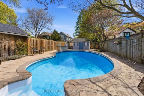 Photo 26 at 65 Harding Boulevard, Cliffside, Toronto