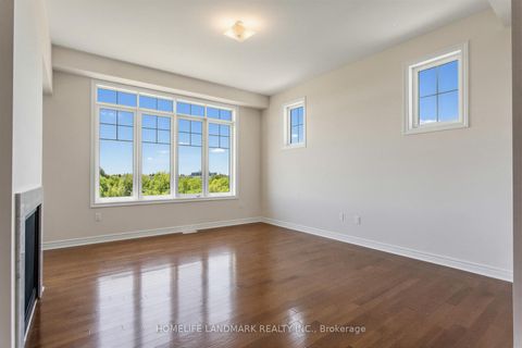 Photo 7 at 55 Gerden Drive, Rural Richmond Hill, Richmond Hill