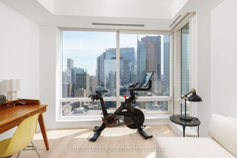 Photo 43 at 3907 - 180 University Avenue, Bay Street Corridor, Toronto