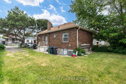 Photo 12 at 5 Laxis Avenue, Mount Dennis, Toronto