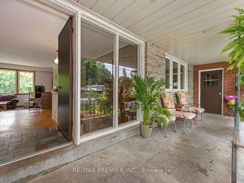Photo 2 at 41 Florida Crescent, Humbermede, Toronto