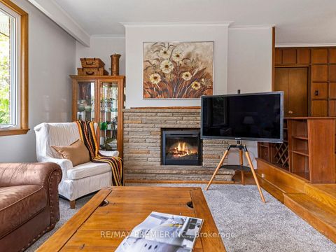Photo 7 at 41 Florida Crescent, Humbermede, Toronto