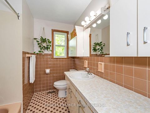 Photo 15 at 41 Florida Crescent, Humbermede, Toronto