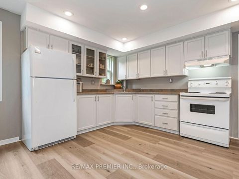 Photo 21 at 41 Florida Crescent, Humbermede, Toronto