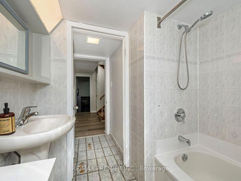 Photo 23 at 41 Florida Crescent, Humbermede, Toronto