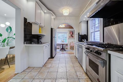 Photo 12 at 38 Queensbury Avenue, Cliffside, Toronto