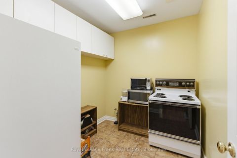 Photo 42 at 8 Buggey Lane, Northeast Ajax, Ajax