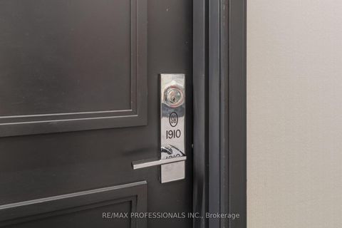 Photo 26 at 1910 - 90 Park Lawn Road, Mimico, Toronto