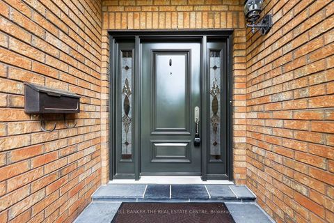 Photo 3 at 274 Kirby Crescent, Glenway Estates, Newmarket