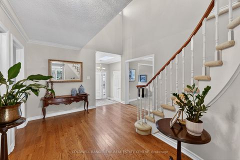 Photo 6 at 274 Kirby Crescent, Glenway Estates, Newmarket