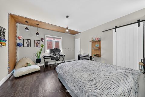 Photo 31 at 210 Cannes Avenue, Vellore Village, Vaughan