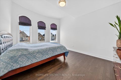 Photo 37 at 210 Cannes Avenue, Vellore Village, Vaughan