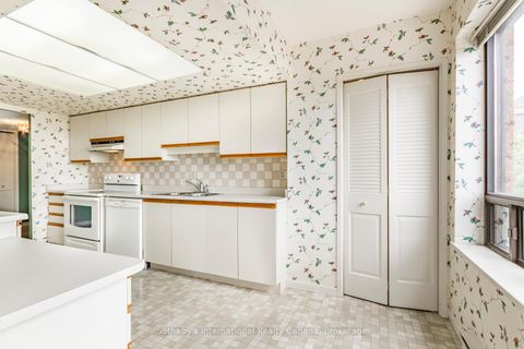 Photo 18 at 509 - 245 The Donway W, Don Mills, Toronto