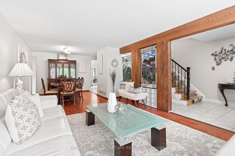 Photo 3 at 20 Melva Crescent, Agincourt North, Toronto