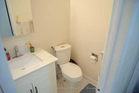 Photo 11 at 165 Stephenson Crescent, Crosby, Richmond Hill