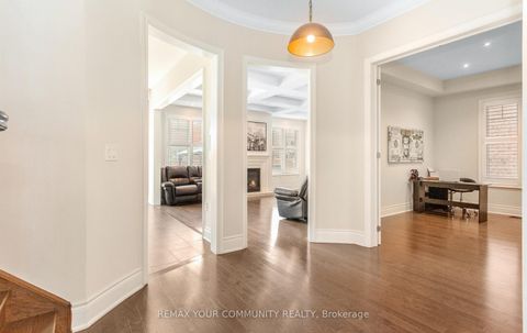 Photo 8 at 86 Torgan Trail, Kleinburg, Vaughan