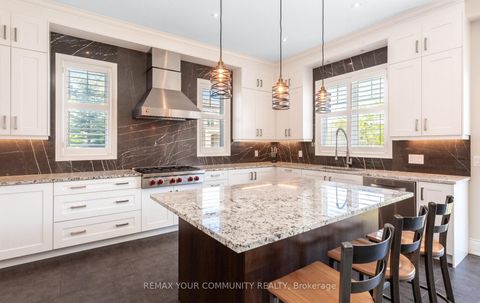 Photo 18 at 86 Torgan Trail, Kleinburg, Vaughan