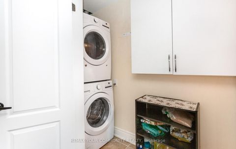 Photo 39 at 86 Torgan Trail, Kleinburg, Vaughan