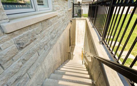 Photo 44 at 86 Torgan Trail, Kleinburg, Vaughan