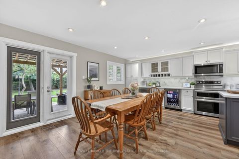 Photo 11 at 539 Veale Place, College Manor, Newmarket