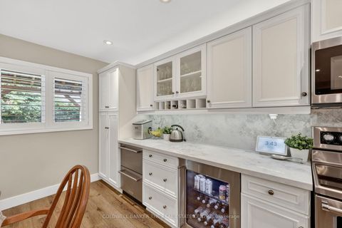 Photo 15 at 539 Veale Place, College Manor, Newmarket