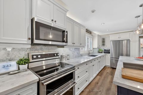 Photo 16 at 539 Veale Place, College Manor, Newmarket