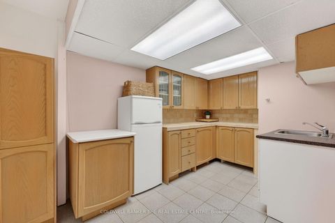 Photo 31 at 539 Veale Place, College Manor, Newmarket