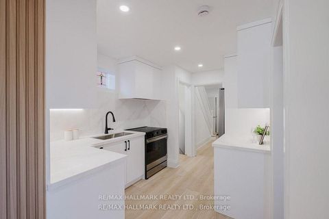 Photo 7 at 18 Glen Stewart Avenue, The Beaches, Toronto