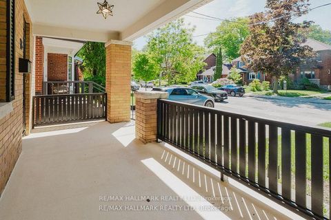 Photo 21 at 18 Glen Stewart Avenue, The Beaches, Toronto
