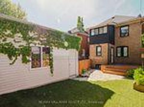 Photo 24 at 18 Glen Stewart Avenue, The Beaches, Toronto