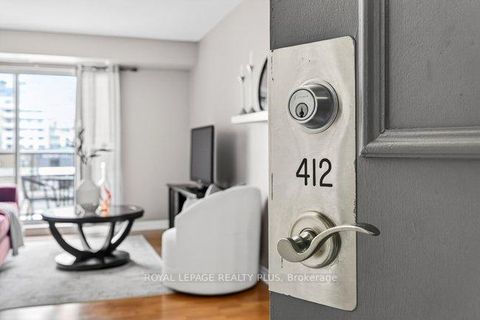 Photo 5 at 412 - 2088 Lawrence Avenue W, Weston, Toronto