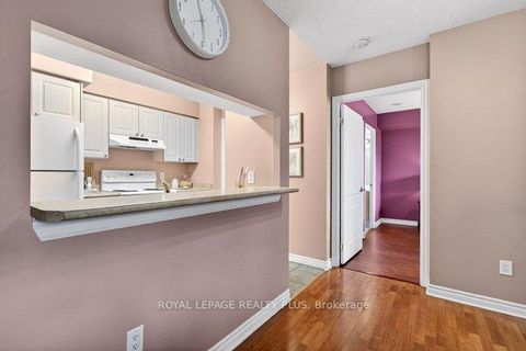 Photo 18 at 412 - 2088 Lawrence Avenue W, Weston, Toronto