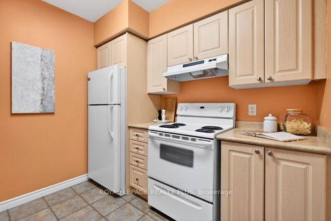 Photo 21 at 412 - 2088 Lawrence Avenue W, Weston, Toronto