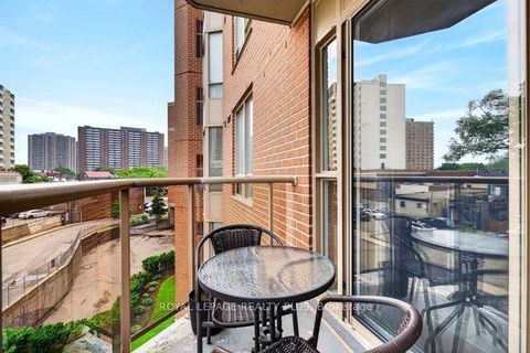 Photo 39 at 412 - 2088 Lawrence Avenue W, Weston, Toronto