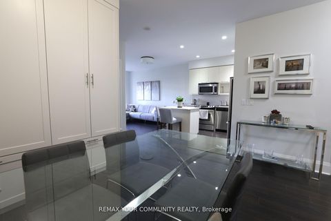 Photo 4 at 317 - 100 Harrison Garden Boulevard, Willowdale East, Toronto