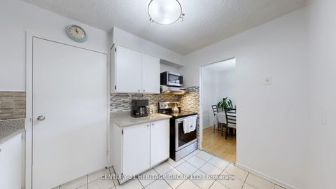 Photo 21 at 409 - 5 Parkway Forest Drive, Henry Farm, Toronto