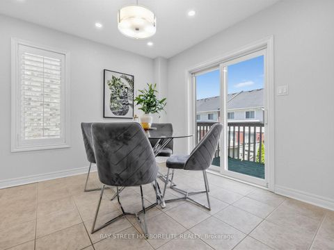 Photo 11 at 81 Laurendale Avenue, Keswick South, Georgina